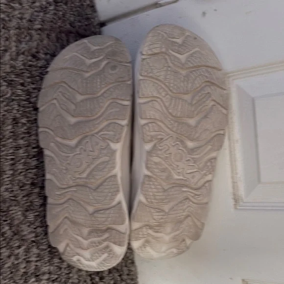 Hoka White Sneakers Slip-On Casual - Picture 7 of 8